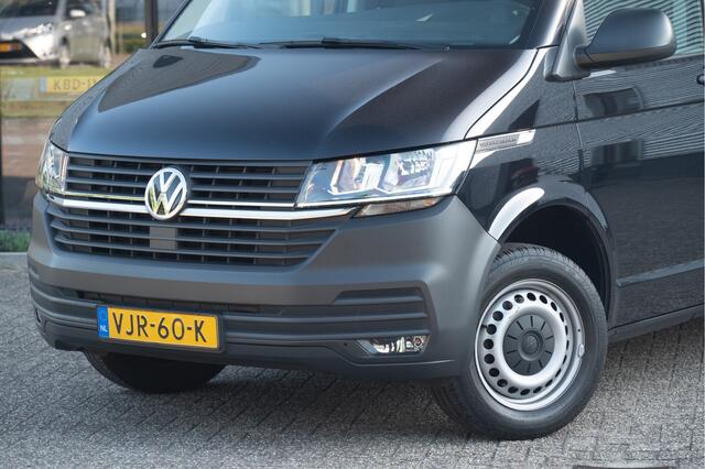 Volkswagen TRANSPORTER 2.0 TDI L2H1 30 DC | Trekhaak | Apple CarPlay / Android Auto | Cruise | PDC