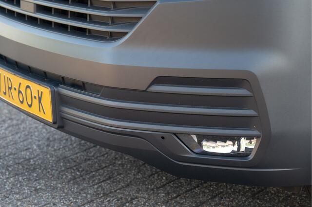 Volkswagen TRANSPORTER 2.0 TDI L2H1 30 DC | Trekhaak | Apple CarPlay / Android Auto | Cruise | PDC