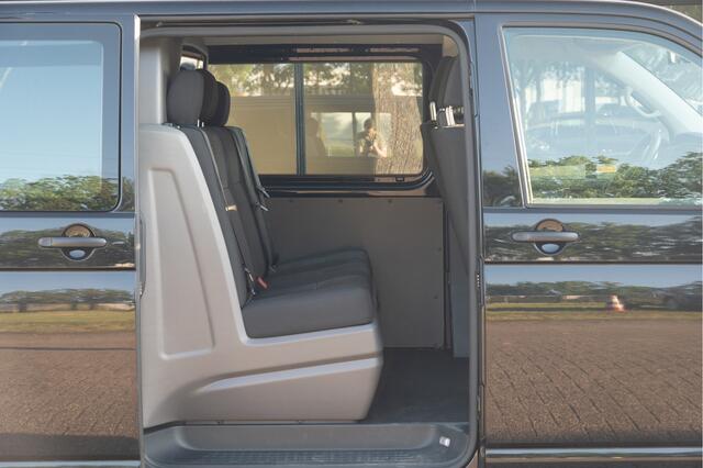 Volkswagen TRANSPORTER 2.0 TDI L2H1 30 DC | Trekhaak | Apple CarPlay / Android Auto | Cruise | PDC