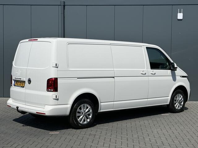 Volkswagen TRANSPORTER 2.0 TDI HIGHLINE / L2H1 / HIGHLINE / TREKHAAK / AIRCO / CRUISE / NAVI / CARPLAY / LMV