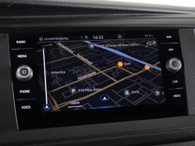 Volkswagen TRANSPORTER 2.0 TDI L2H3 28 Comfortline 150 pk Automaat | Navigatie | Trekhaak | Parkeersensoren achter | Achteruitrijcamera | Cruise control | Apple Carplay/Android Auto |