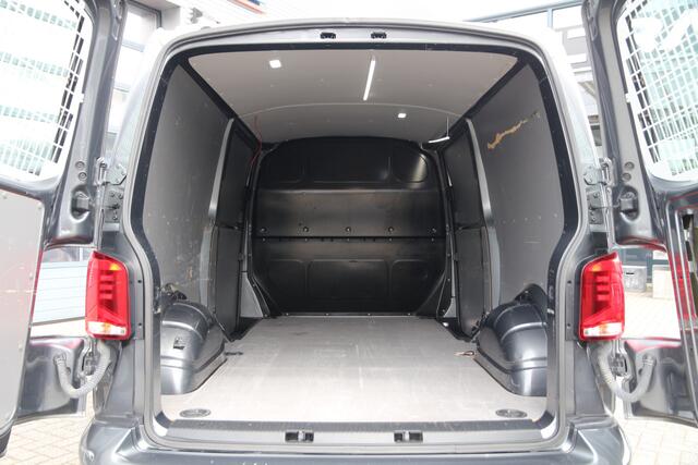 Volkswagen TRANSPORTER 2.0 TDI 150 | Aut. | 2x Schuifdeur | L2H1 | Standkachel | Airco..