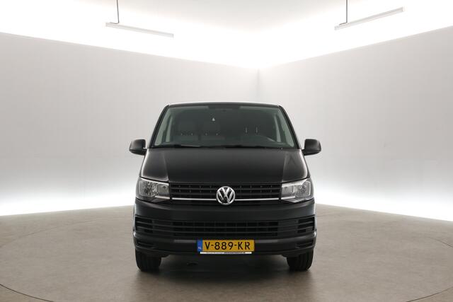 Volkswagen TRANSPORTER 2.0 TDI L2H1 140PK | Airco | 3 Zits | Trekhaak | Elektrpakket