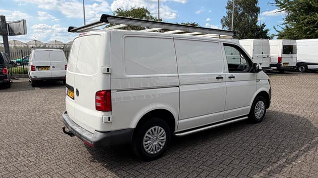 Volkswagen TRANSPORTER 2.0 TDI 62KW 84PK EURO 6 AIRCO/ IMPERIAAL/ TREKHAAK/ 100% DEALERONDERHOUDEN