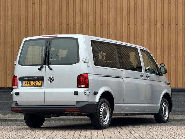 Volkswagen TRANSPORTER Kombi 2.0 TDI L2H1 Comfortline | 8 Persoons | Apple Carplay | DAB | Parkeersensoren | Bluetooth | Cruise Control |