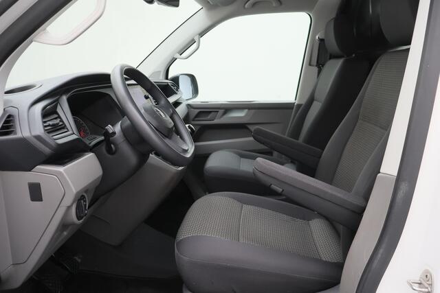 Volkswagen TRANSPORTER 2.0 TDI L2H1 28 Comfortline 2x schuifdeur, Trekhaak, Cruise, Navigatie, Airco, Apple CarPlay