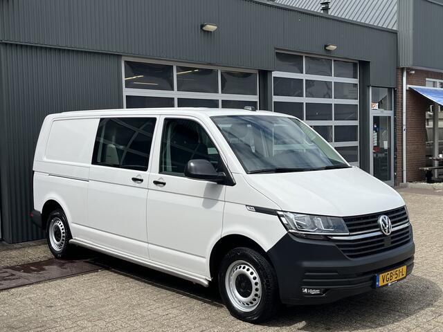 Volkswagen TRANSPORTER 2.0 TDI L2H1 DC 150pk Airco Cruise controle Trekhaak 2500kg trekgewicht Apple carplay Navigatiesysteem 5-Persoons Euro 6 Telefoonverbinding Dealer onderhouden