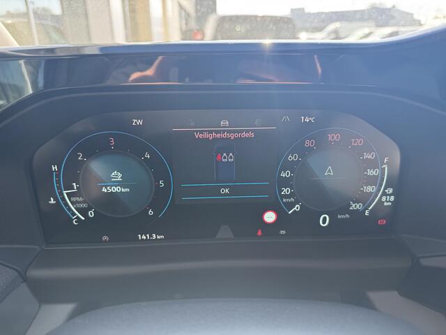 Volkswagen TRANSPORTER 2.0 TDI L1 150PK hand | Betimmering | Achteruitrijcamera | Bijrijdersbank