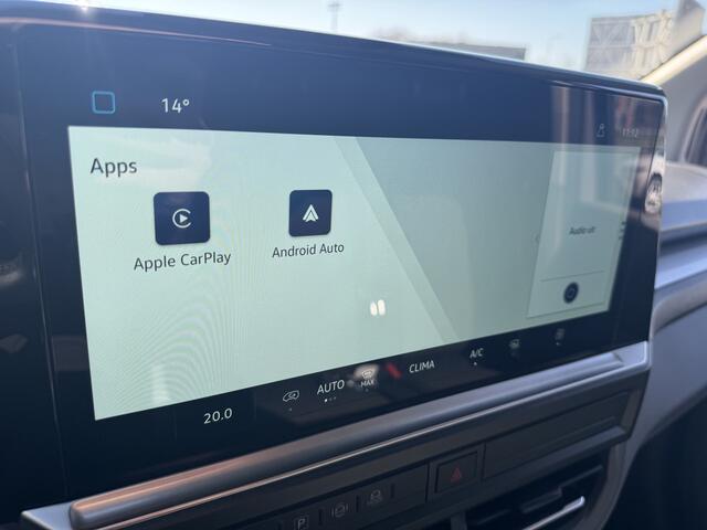 Volkswagen TRANSPORTER 2.0 TDI L1 150PK hand | Betimmering | Achteruitrijcamera | Bijrijdersbank