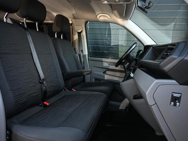 Volkswagen TRANSPORTER Caravelle 2.0 TDI L2H3 Highline 9p. | Trekhaak | PDC V+A | Stoelverwarming | Cruise Control | Apple Carplay |