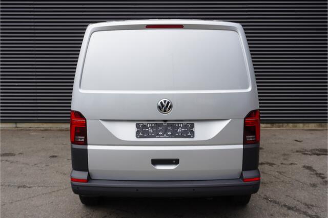 Volkswagen TRANSPORTER 32 150 PK Automaat L2H1 ACC App Connect Camera Stoel- en voorruitverwarming