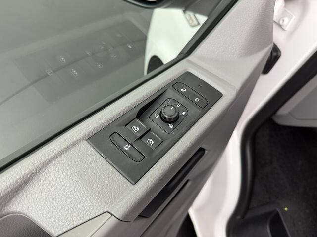 Volkswagen TRANSPORTER 2.0TDi 150PK Automaat Edition | Navigatie | Camera | 3-Zits | Airco | Cruise
