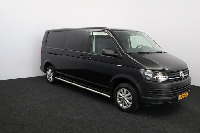 Volkswagen TRANSPORTER 2.0 TDI L2H1/ Automaat/ Trekhaak/ Apple + Android/ Stoelverw./ Zij-Schuifdeur Rechts/ Airco/ Navi/ Cruise/ Bluetooth/ Elek.Pakket/ PDC achter.