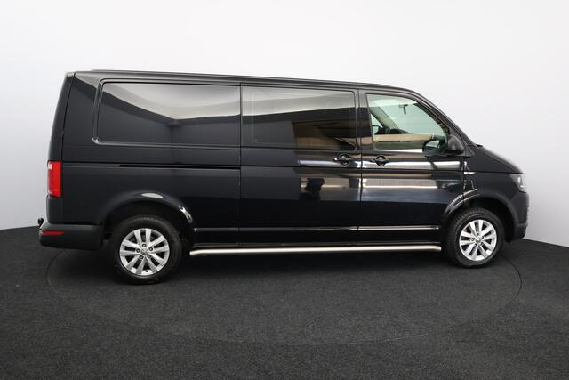 Volkswagen TRANSPORTER 2.0 TDI L2H1/ Automaat/ Trekhaak/ Apple + Android/ Stoelverw./ Zij-Schuifdeur Rechts/ Airco/ Navi/ Cruise/ Bluetooth/ Elek.Pakket/ PDC achter.