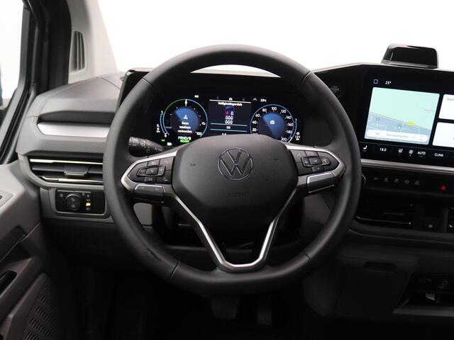 Volkswagen TRANSPORTER Caravelle 2.5 L2H1 eHybrid Style 233PK Aut. 360gr. Camera, Navi, Side Assist, Keyless, Matrix-LED Koplampen, Adaptieve Cruise Control, 17" LM Velgen, 8-zitpl., Stoel-stuurverwarming