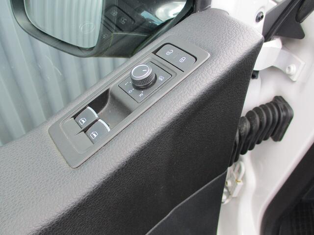 Volkswagen TRANSPORTER Multivan 2.0 TDI 150 Pk Automaat Nav Led trekhaak 7 persoons