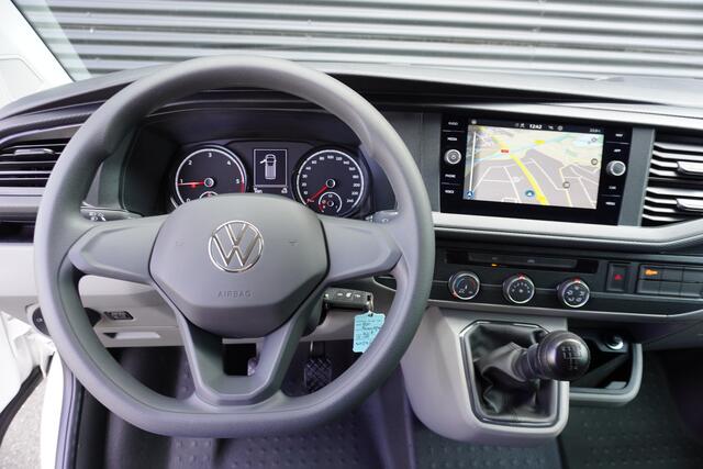 Volkswagen TRANSPORTER 2.0 TDI L1H1 28 110pk Trekhaak Navigatie Apple Carplay Parkeersensoren Achterklep Airco