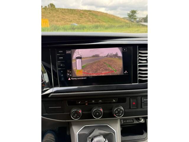Volkswagen TRANSPORTER 2.0 TDI L2H1