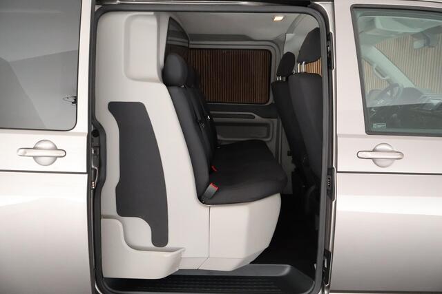 Volkswagen TRANSPORTER 2.0 TDI 150pk H6 DC L1H1 Highline MARGE ! LED Parkeersensoren ACC Navigatie