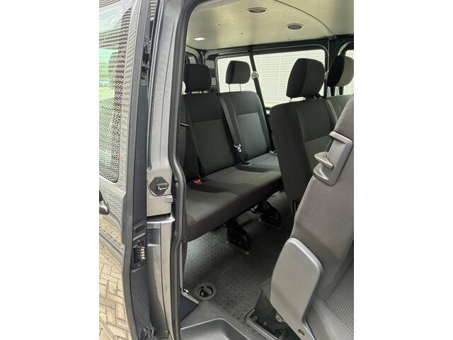 Volkswagen TRANSPORTER Kombi 9 pers. 2.0 TDI 150PK 6-Hand L2H1