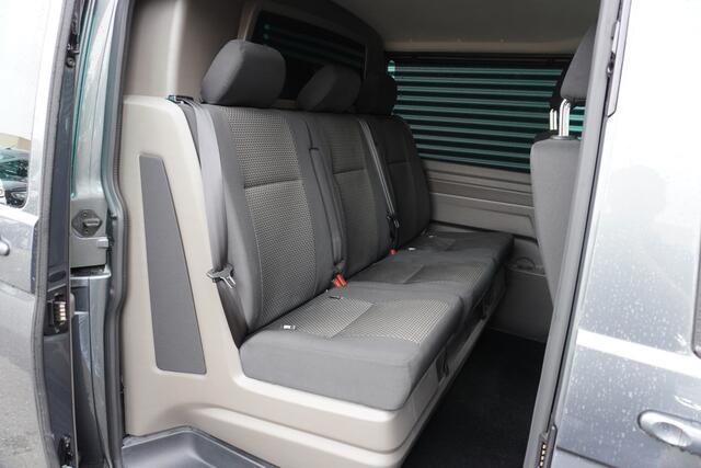 Volkswagen TRANSPORTER Bulli 150pk Automaat Dubbele cabine 2x schuifdeur LED Apple carplay Camera parkeersensoren Digitaal Dashboard ACC Cruise control Stoelverwarming