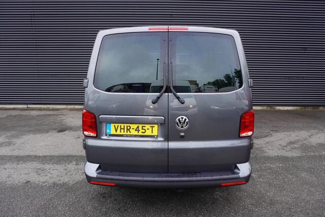 Volkswagen TRANSPORTER Bulli 150pk Automaat Dubbele cabine 2x schuifdeur LED Apple carplay Camera parkeersensoren Digitaal Dashboard ACC Cruise control Stoelverwarming