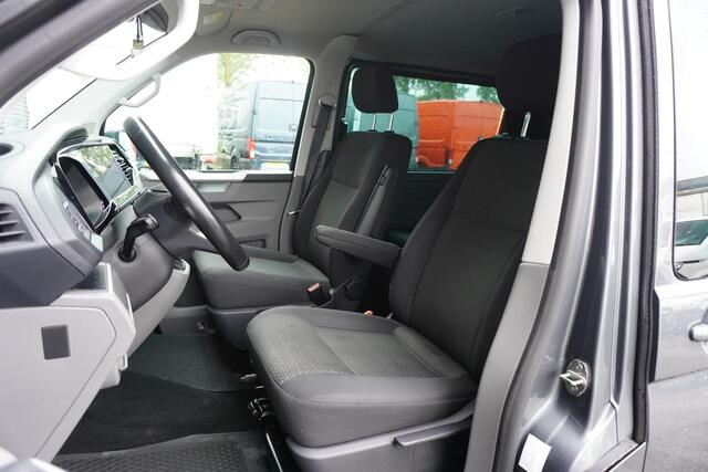 Volkswagen TRANSPORTER Bulli 150pk Automaat Dubbele cabine 2x schuifdeur LED Apple carplay Camera parkeersensoren Digitaal Dashboard ACC Cruise control Stoelverwarming
