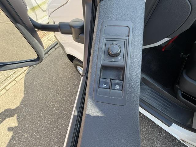 Volkswagen TRANSPORTER 2.0 TDI L2H1 Comfortline Dealeronderhouden,NAP,Navi,Airco