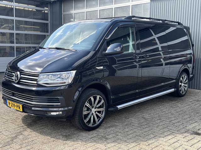 Volkswagen TRANSPORTER 2.0 TDI L2H1 DC 2x elektrische schuifdeur Leder Apple carplay Schuifdak Stoelverwarming Trekhaak Navigatiesysteem Sitebars Stuurwielbediening Parkeersensoren voor en achter Euro 6
