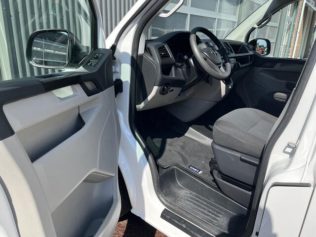 Volkswagen TRANSPORTER 2.0 TDI L2H1 150pk Euro 6 Bpm vrij Trekhaak 2500kg Imperial Cruise controle 1e eigenaar Dealer onderhouden