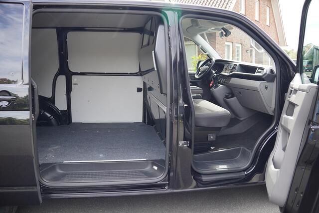 Volkswagen TRANSPORTER T6.1 2.0 TDI 150 pk DSG 2x Schuifdeur-L1H1-Clima-KLEP Apple Carplay, Cruise Control, 16" LMV, Trekhaak, 3-Zits