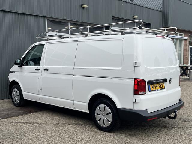 Volkswagen TRANSPORTER 2.0 TDI L2H1 150pk dubbele schuifdeur Airco Cruise controle Imperiaal Trekhaak 2500kg trekgewicht Telefoonverbinding Standkachel 3-Persoons Euro 6