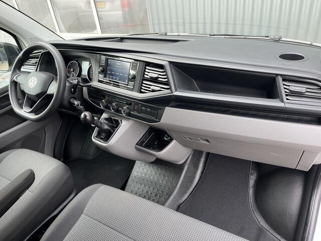 Volkswagen TRANSPORTER 2.0 TDI L2H1 150pk dubbele schuifdeur Airco Cruise controle Imperiaal Trekhaak 2500kg trekgewicht Telefoonverbinding Standkachel 3-Persoons Euro 6