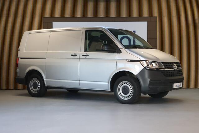 Volkswagen TRANSPORTER 2.0 TDI L1H1 28 Highline DSG/Stoelverwarming/PDC V+A/Airco/Trekhaak/Schuifdeur