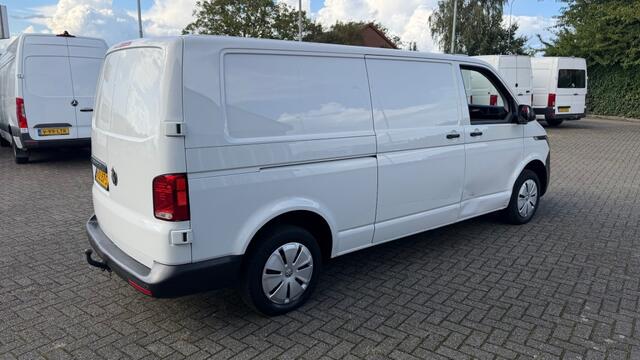 Volkswagen TRANSPORTER 2.0 TDI 81KW 110PK L2H1 EURO 6 AIRCO/ CRUISE CONTROL/ TREKHAAK/ RVS IMPERIAAL/ 100% DEALERONDERHOUDEN