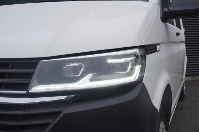Volkswagen TRANSPORTER 110pk L2H1 Navigatie Achterdeuren Apple carplay LED Camera Parkeersensoren ACC Cruise control