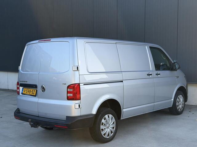 Volkswagen TRANSPORTER 2.0 TDI Comfortline l Trekhaak l Bearlock l Cruisecontrol