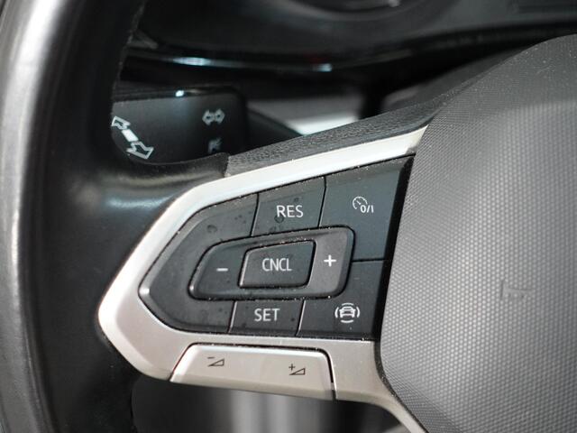 Volkswagen TRANSPORTER 2.0 TDI L2H1 Highline Dubbele Cabine Automaat Airco Cruise Control Camera Apple Carplay