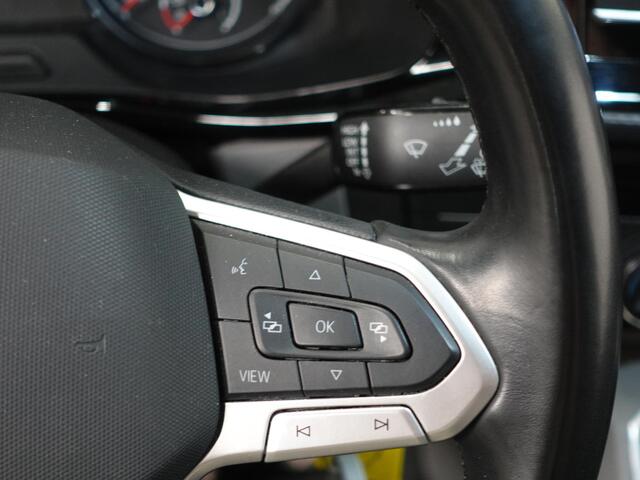 Volkswagen TRANSPORTER 2.0 TDI L2H1 Highline Dubbele Cabine Automaat Airco Cruise Control Camera Apple Carplay