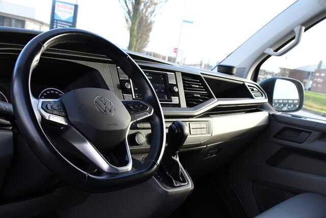 Volkswagen TRANSPORTER 2.0 TDI L2H1 ABT Edition Carplay, Stoelverwarming, Sensoren, Adapteive Cruise, LED, 150pk, Automaat, Standkachel, Multimedia, Uniek!