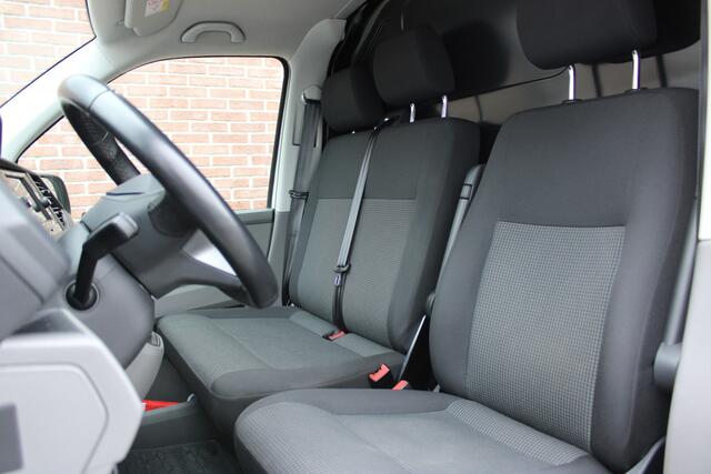 Volkswagen TRANSPORTER 2.0 TDI 150PK L2H1 |3-ZITS|CARPLAY|CRUISE-CONTROL|
