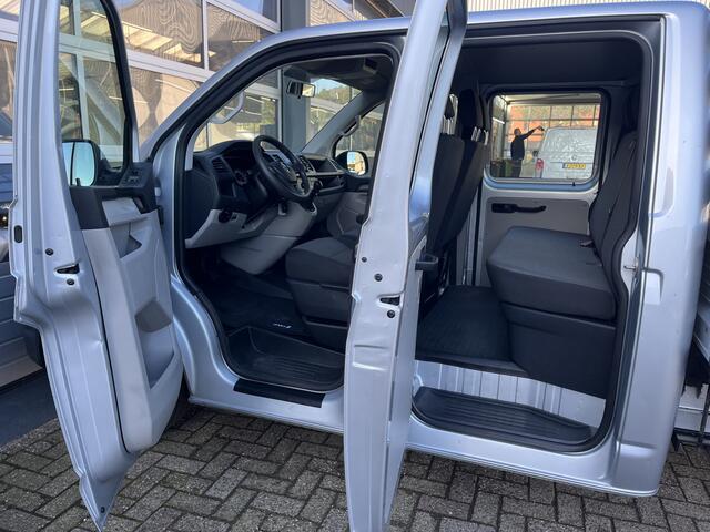 Volkswagen TRANSPORTER 2.0 TDI L2H1 DC Openlaadbak Pick-up Hiab laadkraan 013-T Airco Cruise controle Telefoonverbinding Navigatiesysteem 6-Persoons Euro 6 P-up