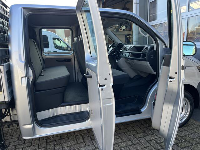 Volkswagen TRANSPORTER 2.0 TDI L2H1 DC Openlaadbak Pick-up Hiab laadkraan 013-T Airco Cruise controle Telefoonverbinding Navigatiesysteem 6-Persoons Euro 6 P-up