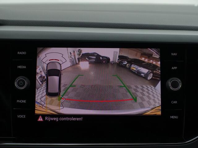 Volkswagen Taigo 1.0 TSI R-Line- Panoramadak, Keyless, Xenon Led, CarPlay, Ada Cruise, Sport Interieur, Stoelverwarming