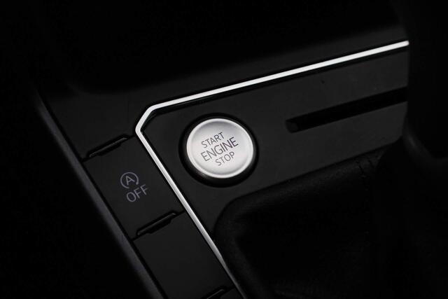 Volkswagen Taigo 1.5 TSI 150PK DSG R-Line Business Black Style | Pano | IQ Light | Keyless | Navi | Camera | ACC | 18 inch | Apple Carplay / Android Auto