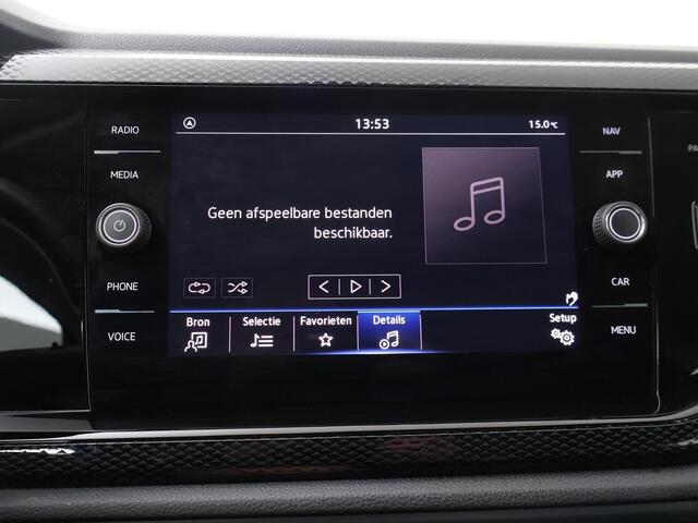 Volkswagen Taigo 1.0 TSI Life | 110 PK | Automaat | Navigatiesysteem | Parkeersensoren voor en achter |