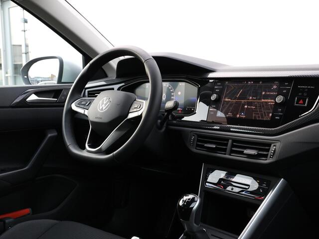Volkswagen Taigo 1.0 TSI Life Edition 95 pk | Navigatie | Stoelverwarming | Camera | Keyless | Climate control