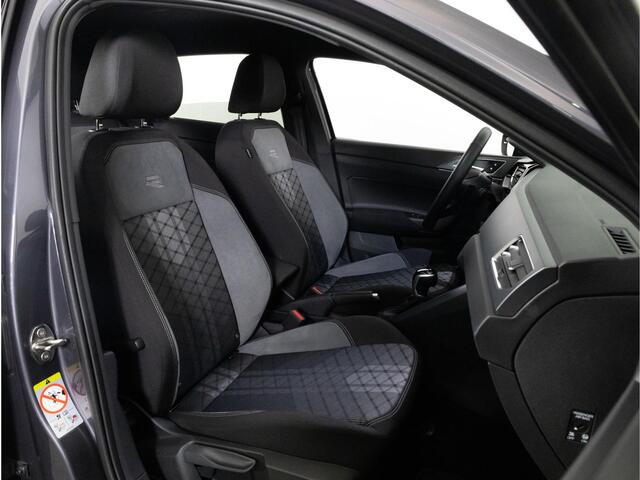 Volkswagen Taigo R-Line 1.5 TSI 150 PK DSG AUTOMAAT | LED IQ | Stoelverwarming | Adaptieve Cruise Control |