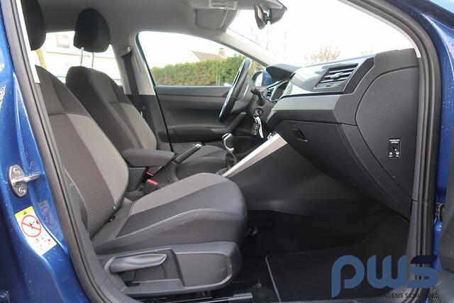 Volkswagen Taigo 1.0 TSI Life Carplay / Airco / PDC / LED / Stoelverw. / Dig. cockpit / NL auto / 1e eig