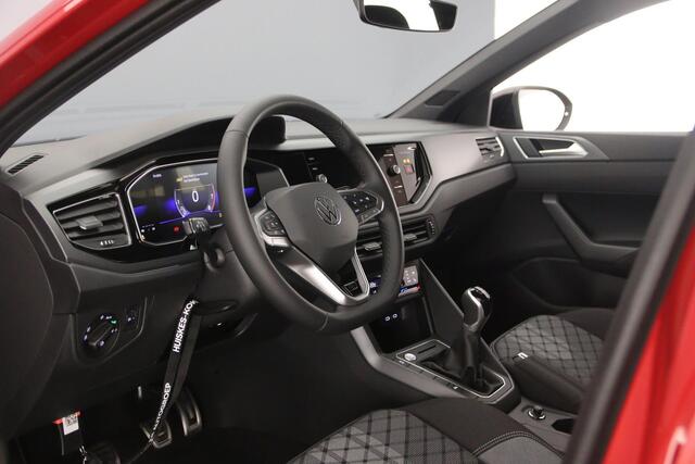 Volkswagen Taigo R-Line 1.0 TSI 110pk Achteruitrijcamera, DAB, Adaptive cruise control, Airco, LED verlichting, Stoelverwarming, App connect, Parkeersensoren
